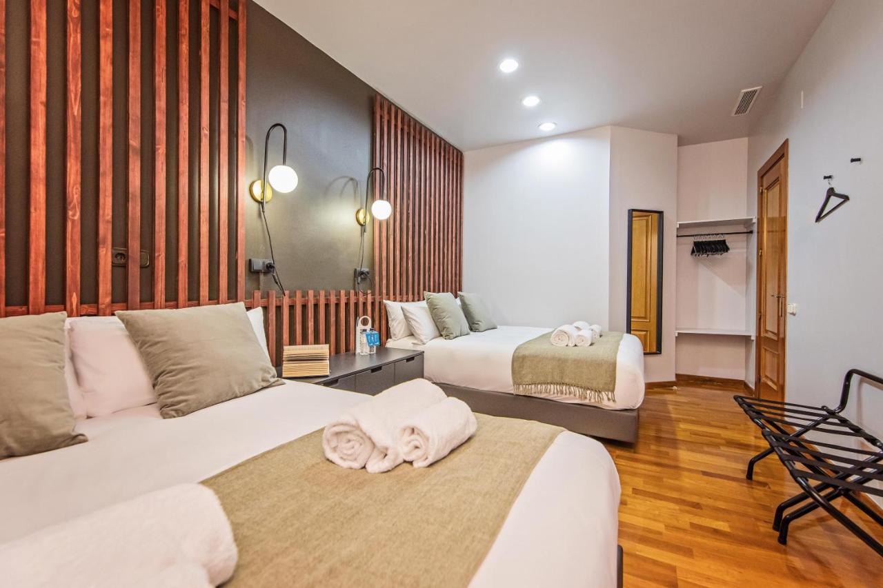 Plaza Catalunya Apartment Barcelona Luaran gambar