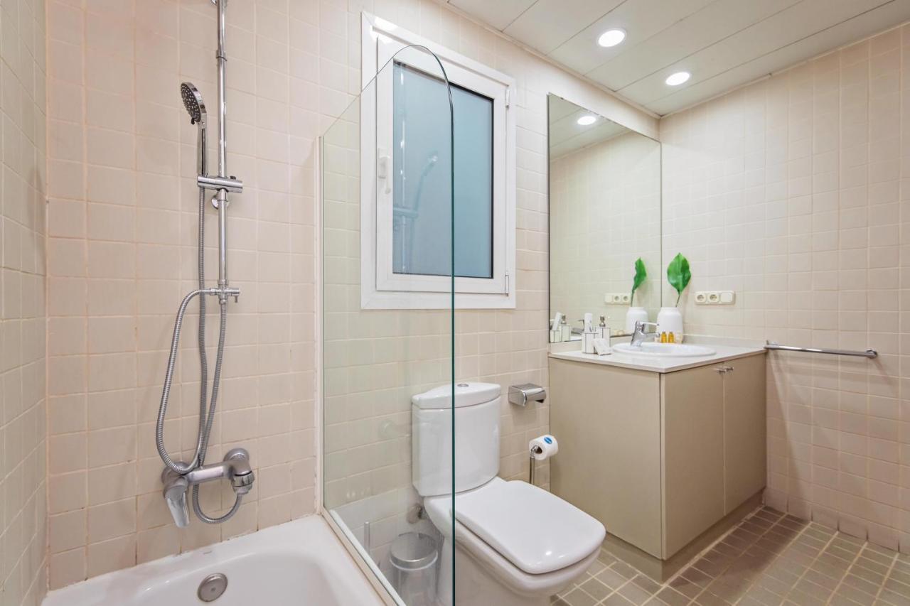 Plaza Catalunya Apartment Barcelona Luaran gambar