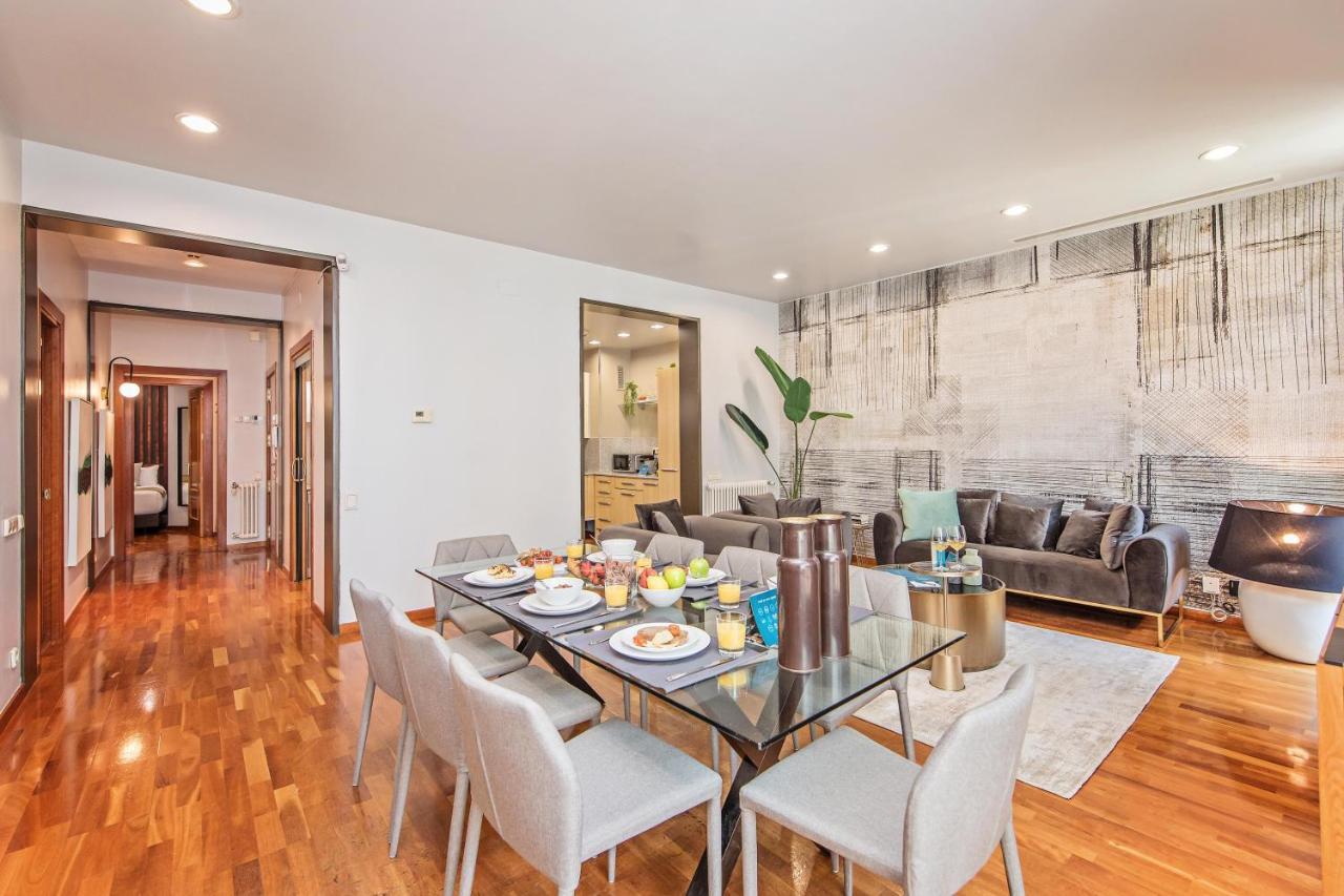 Plaza Catalunya Apartment Barcelona Luaran gambar